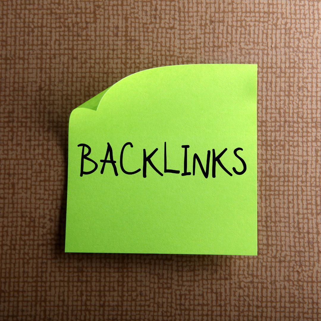Os backlinks emergem como uma espécie de passaporte para o sucesso, atuando como pontes que ligam o vasto mundo da internet ao seu território digital.